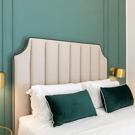 Unico Relais
